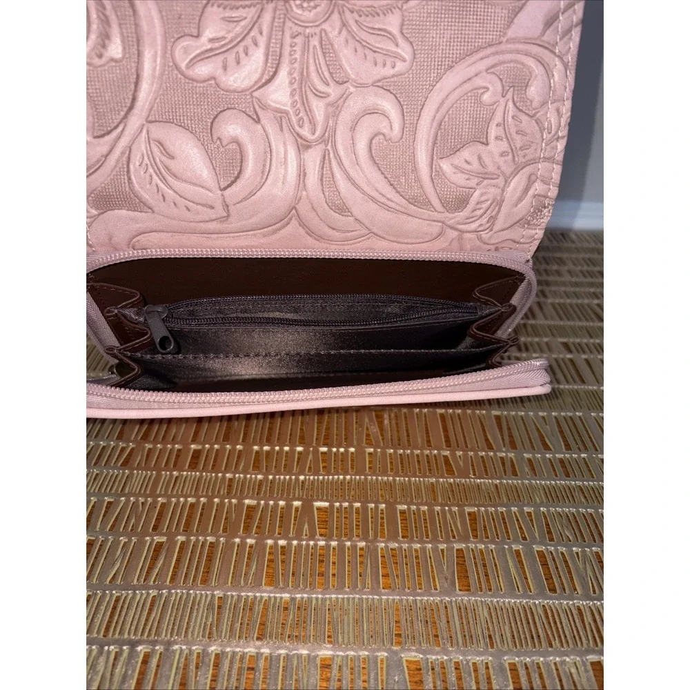 Born Concept Wallet Pink Floral Embossed Millstone Deluxe Card Bill Coin Slots
